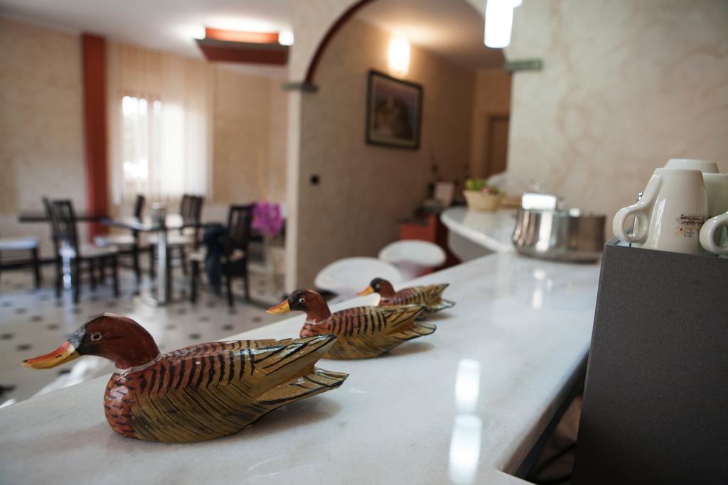 Hotel Barbieri Вібо-Валентія-Маріна Екстер'єр фото